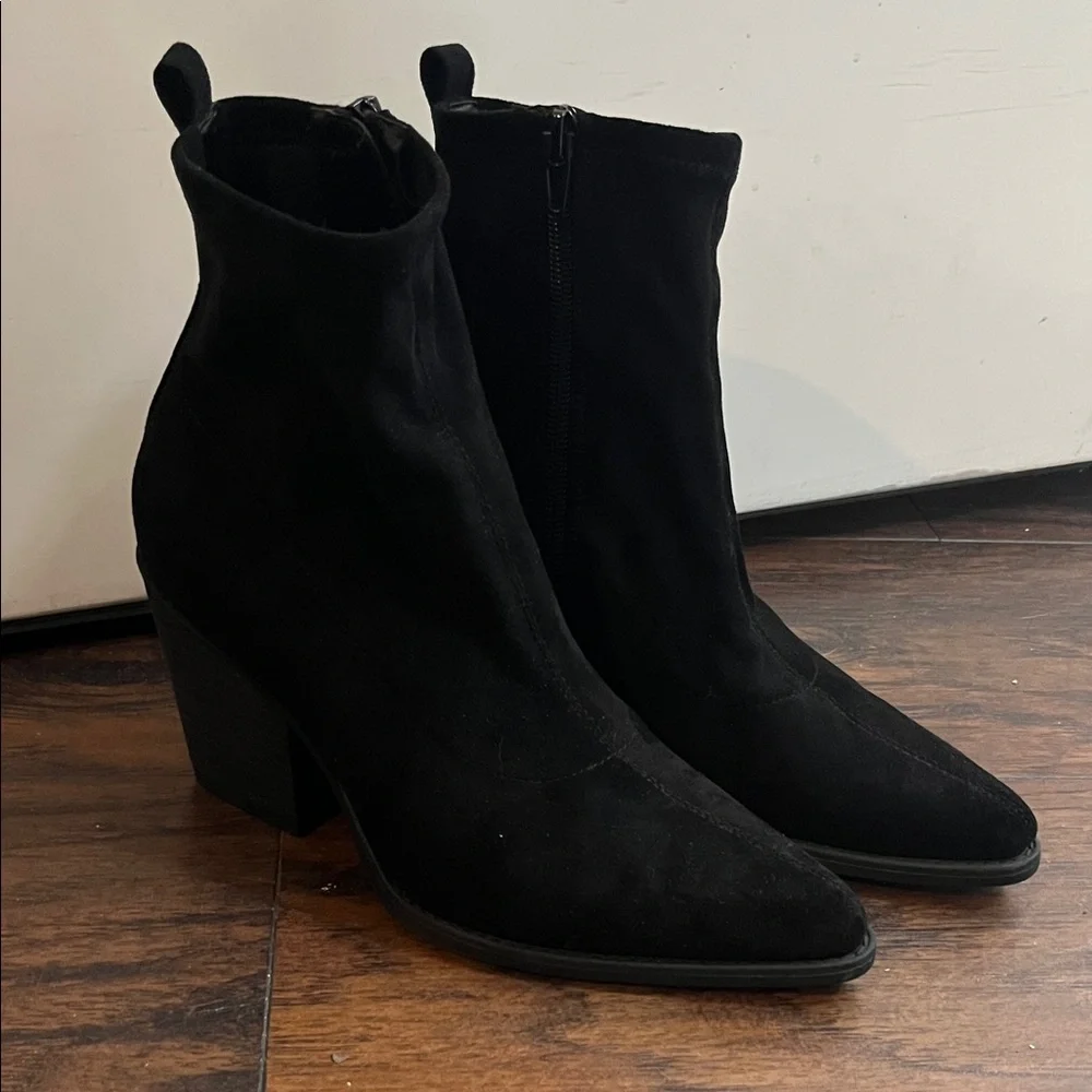 SOUL Naturalizer Black Ankle Boots - Picture 1 of 5